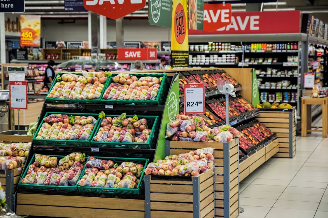 Signage That Boosts Foot Traffic: Design Principles That Drive Results